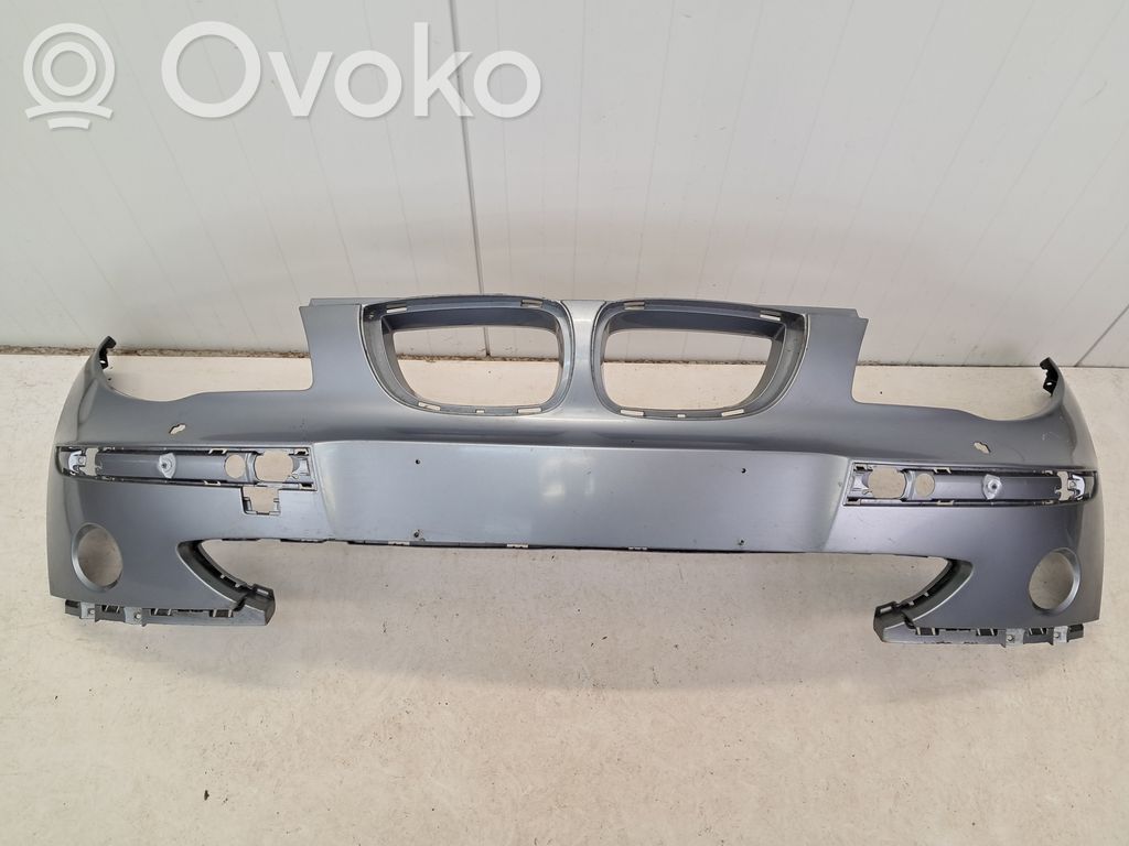 BMW 1 E81 E87 Priekinis bamperis 