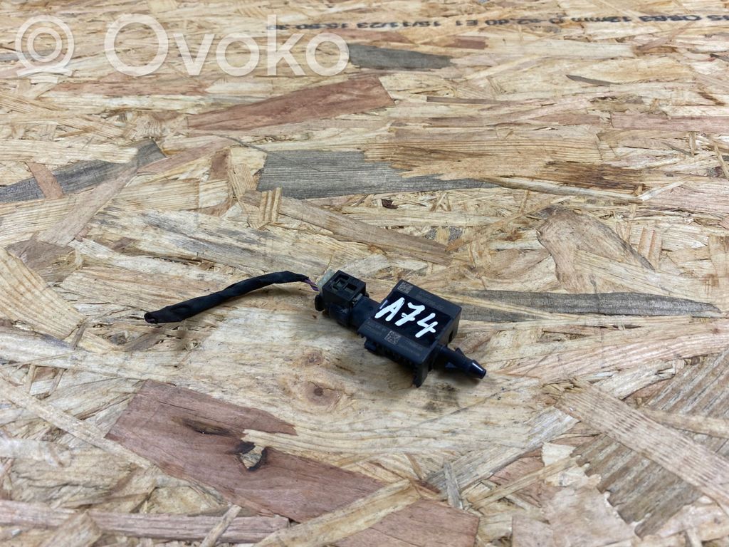 BMW 7 G11 G12 Sensor 