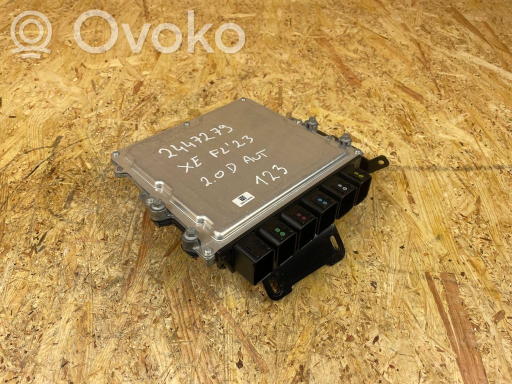 Engine control unit/module   M8A212B684VAD