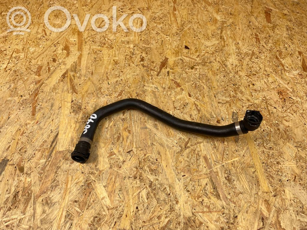 BMW i4 Engine coolant pipe/hose 