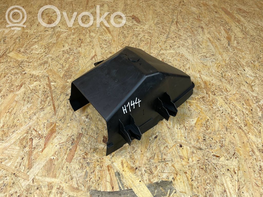 Citroen Berlingo Radiator trim 