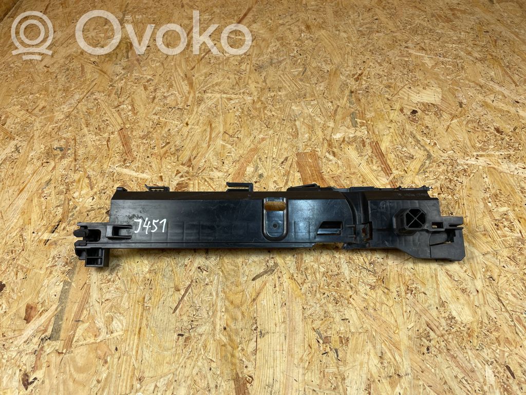BMW X5 E70 Radiator support slam panel bracket 