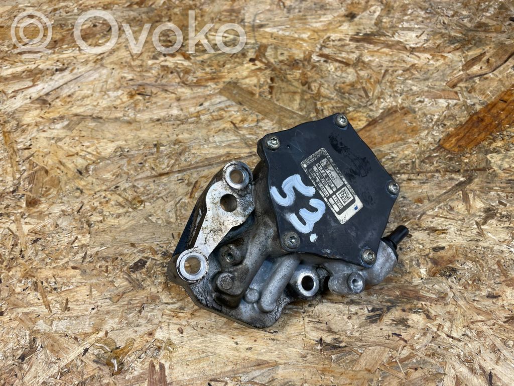 Opel Astra K Vacuum pump 