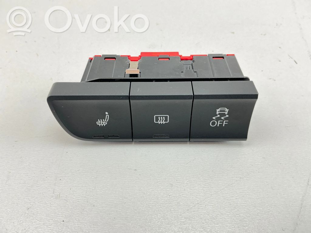 Audi A1 Seat heating switch 