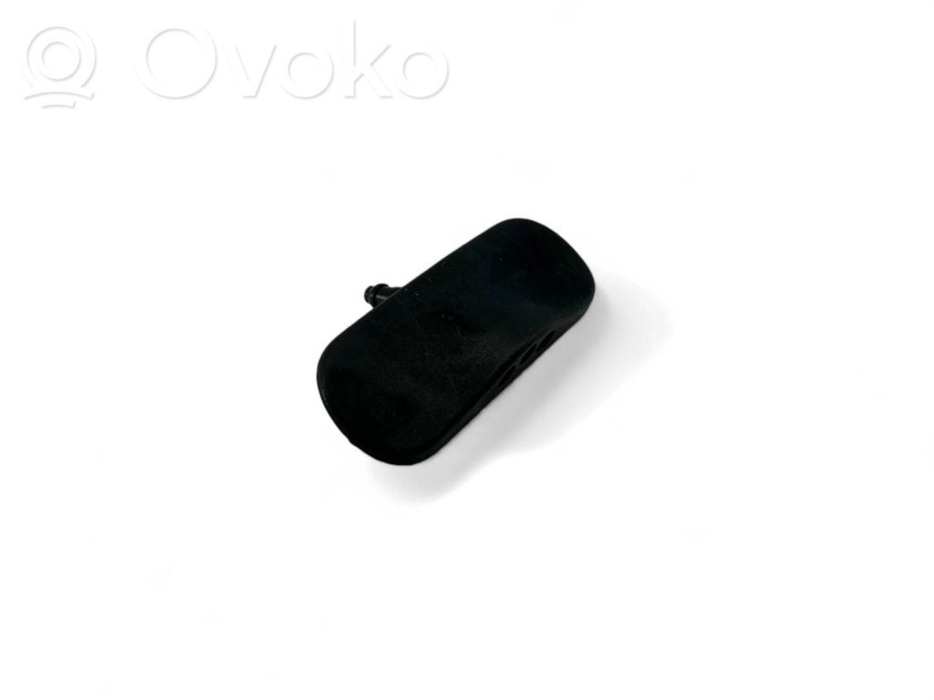 Audi A1 Windshield washer spray nozzle 