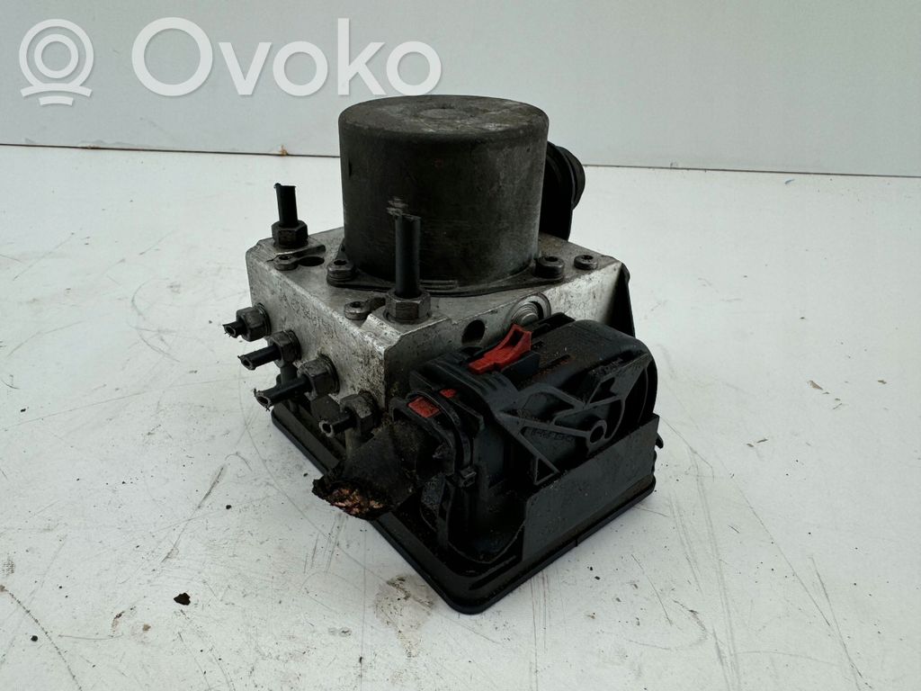 Skoda Rapid (NH) Bomba de ABS 