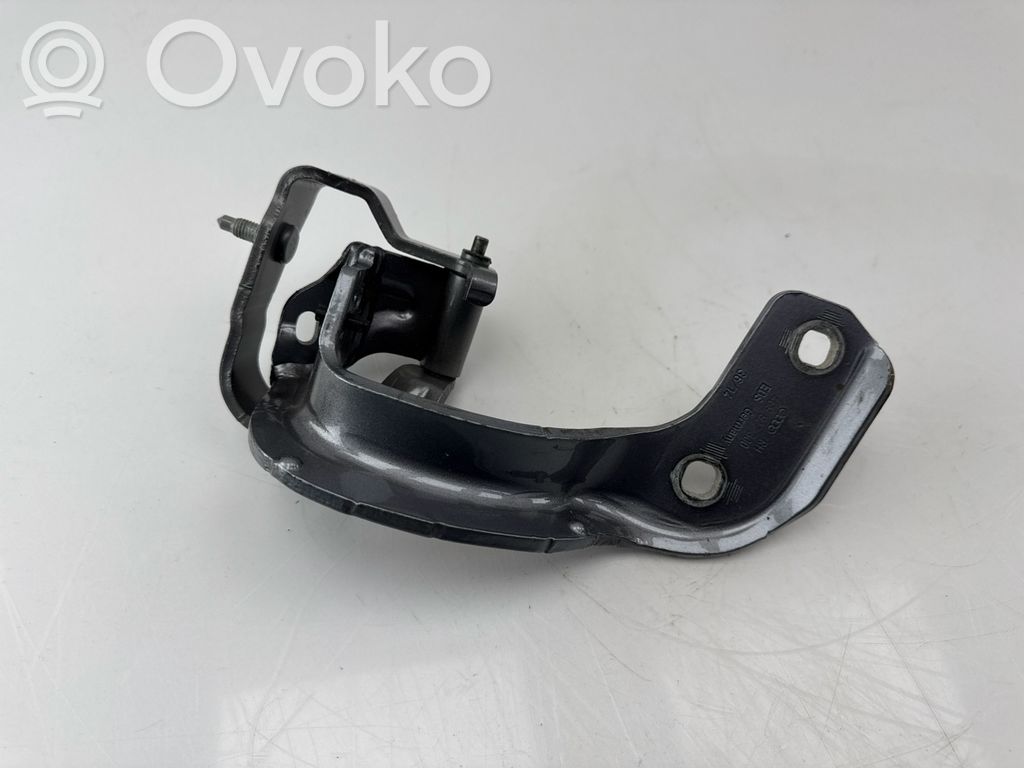 Tailgate/trunk/boot hinge   4G9827300,4G9827300