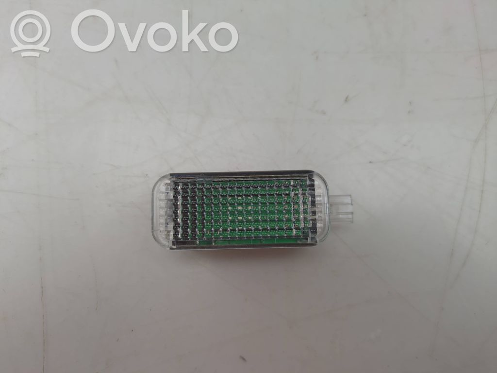 Otras luces interiores   4E0947415,DECKA,CAVA1X