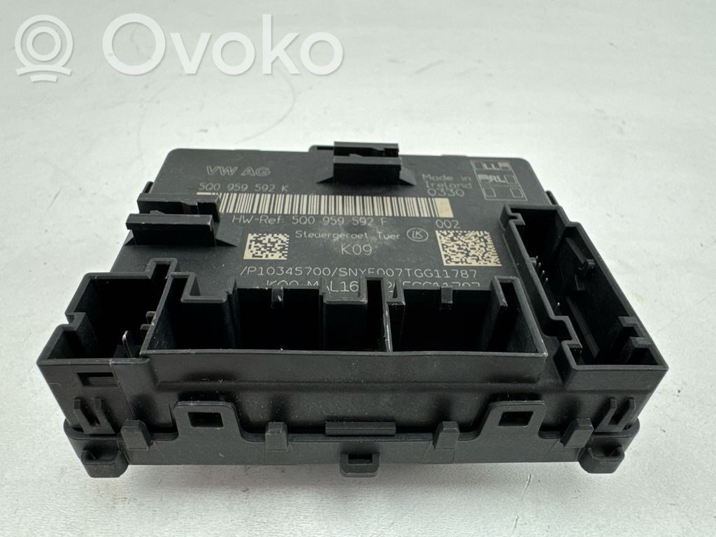 Volkswagen Golf VIII Door control unit/module 