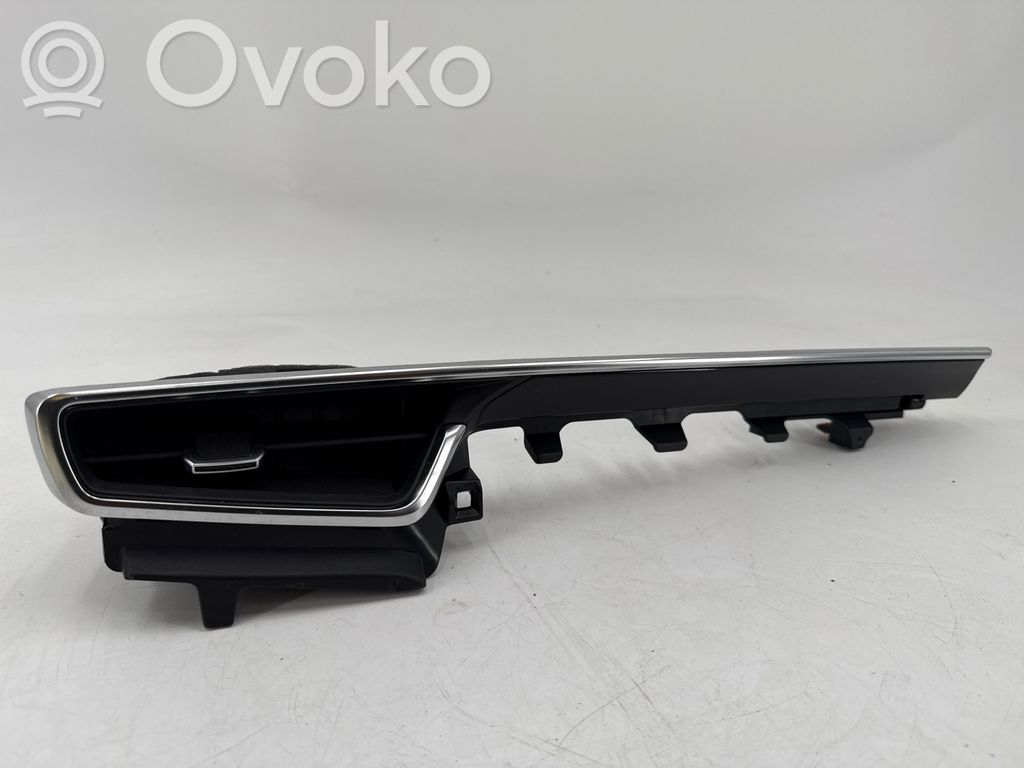 Toyota Corolla E210 E21 Moldura protectora de la rejilla de ventilación lateral del panel 