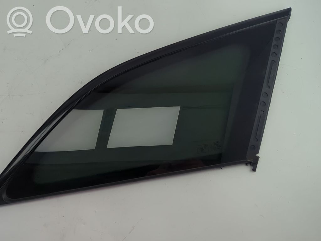 Audi RS6 C7 Szyba karoseryjna tylna 