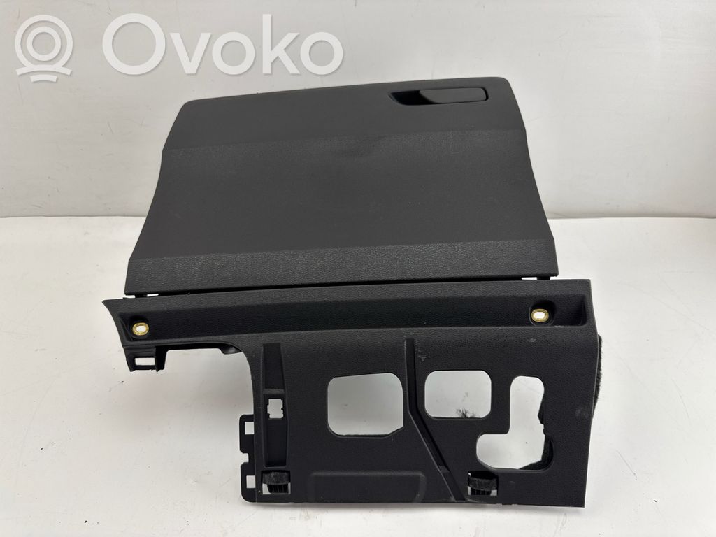 Handschuhfach   81C857035B