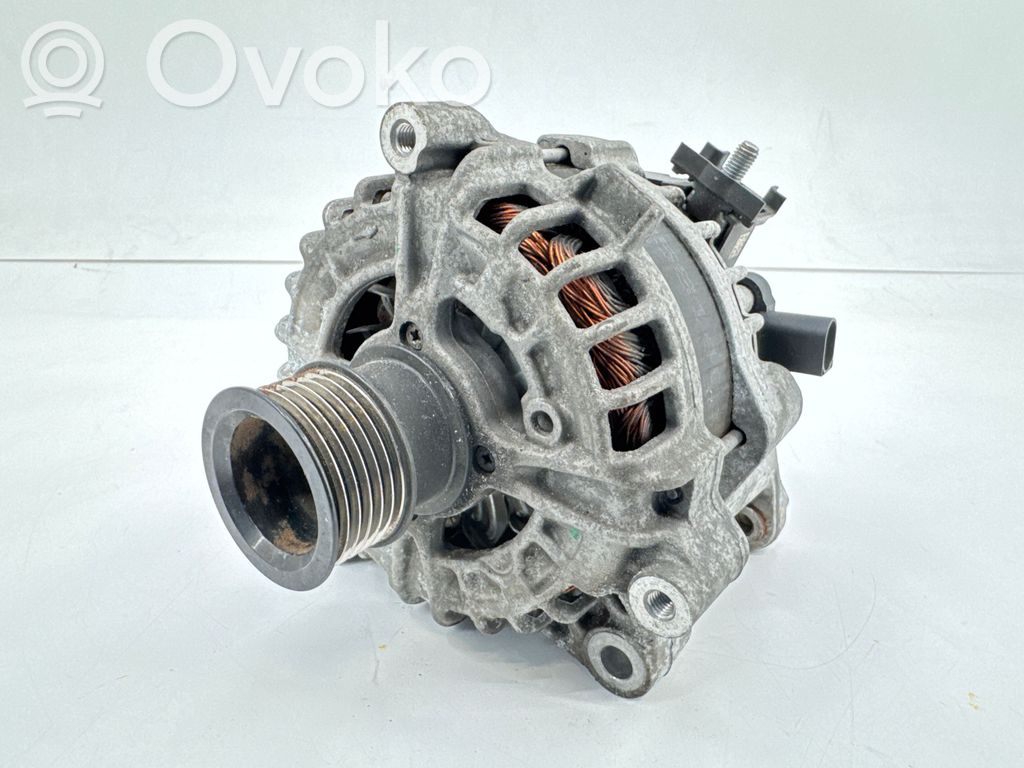 BMW 2 F22 F23 Alternator 