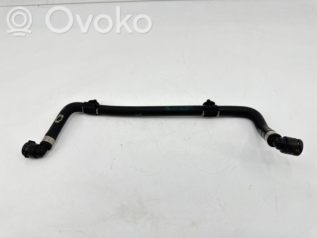 BMW 2 F22 F23 Conductă/furtun lichid de răcire motor 
