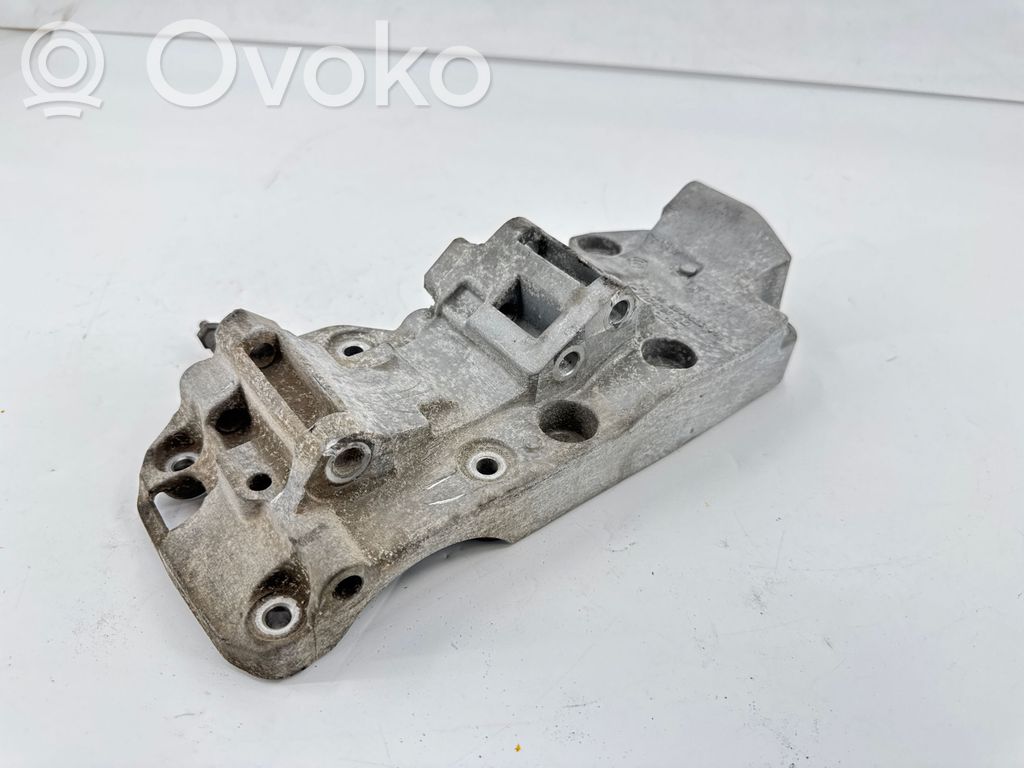 BMW 5 F10 F11 Supporto del generatore/alternatore 