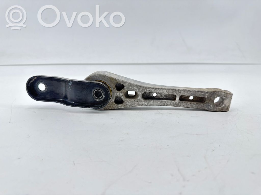 Skoda Octavia Mk2 (1Z) Engine mount bracket 