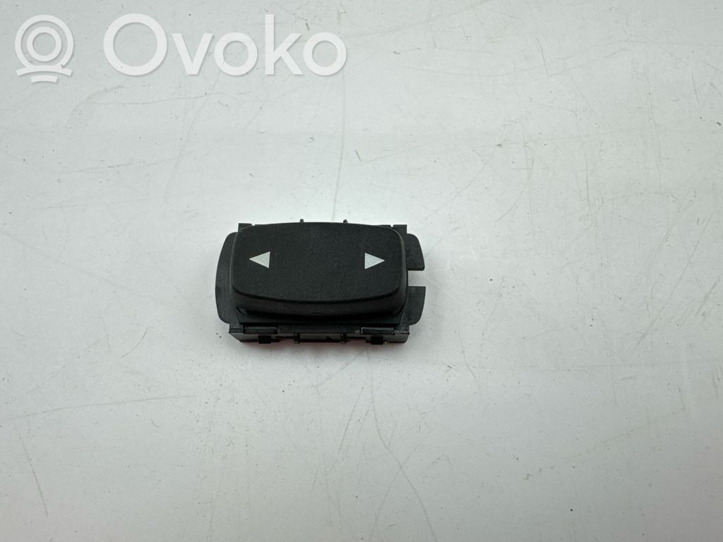 BMW 1 F20 F21 Seat control switch 