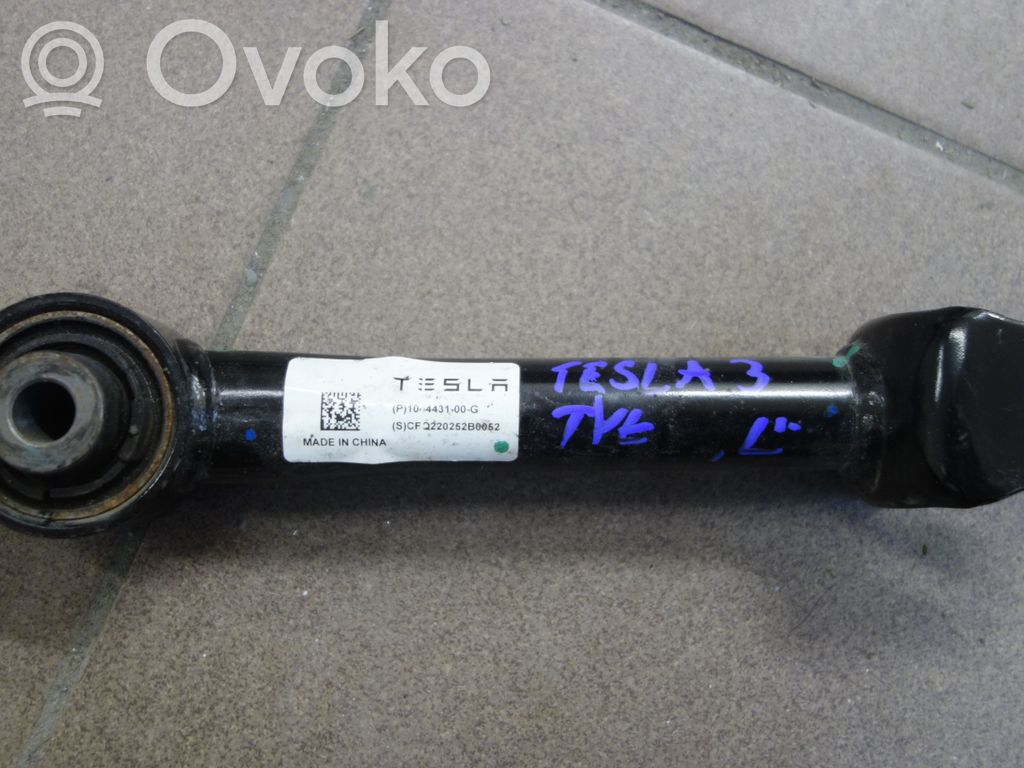 Tesla Model 3 Galinė svirtis 