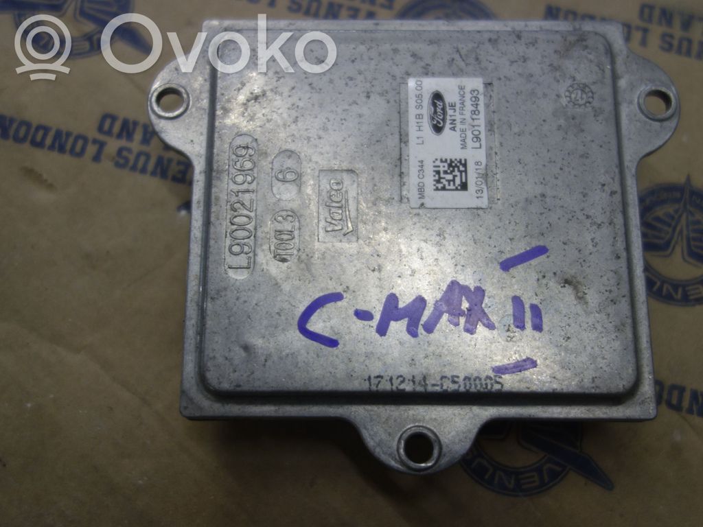 Voltage converter/converter module   L90118493