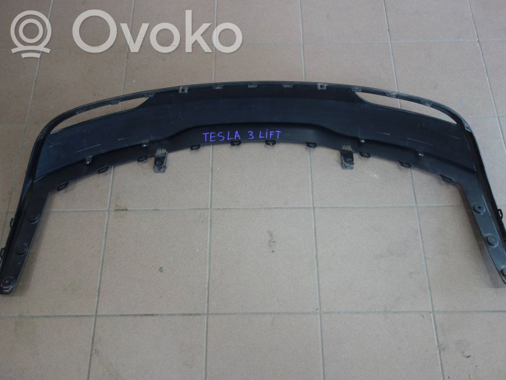 Rear window tailgate spoiler   158774100C,200557