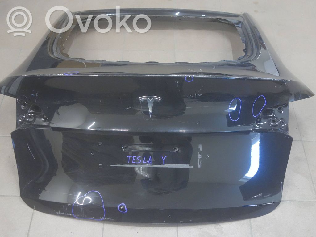 Tesla Model Y Tailgate/trunk/boot lid 