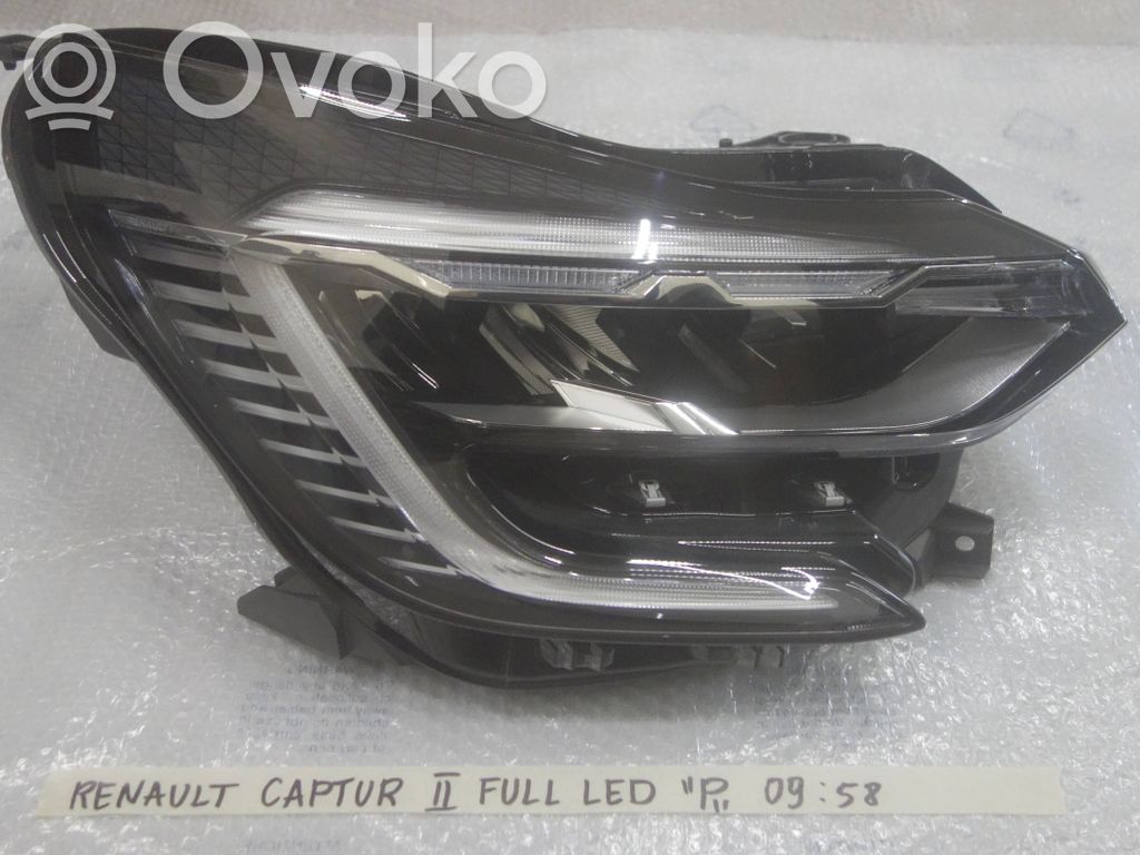 Renault Captur II Lampa przednia 