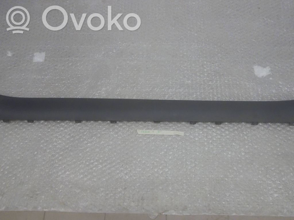 Tesla Model Y Sill 