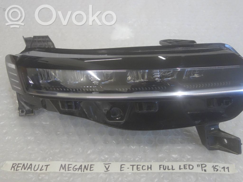 Renault Megane E-Tech Scheinwerfer 