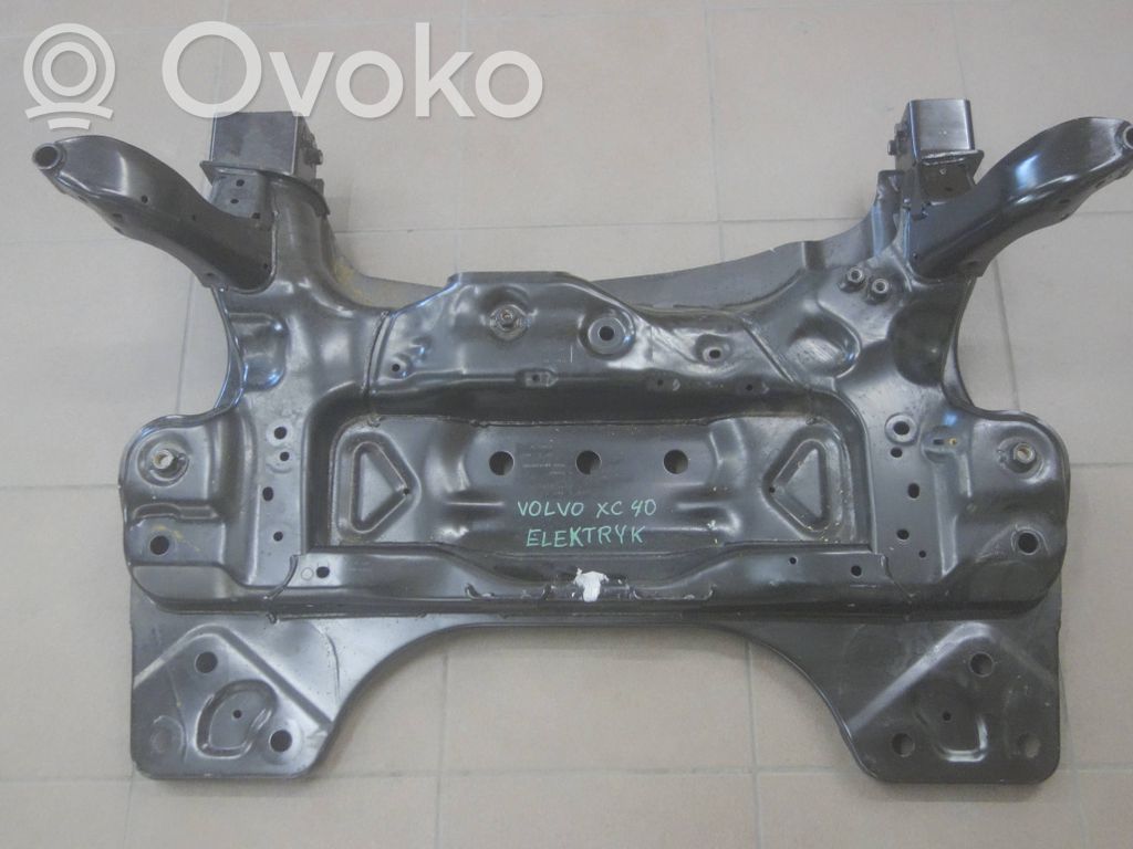 Volvo XC40 Front subframe 