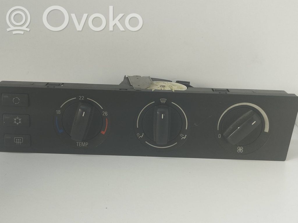 BMW 5 E39 Climate control unit 
