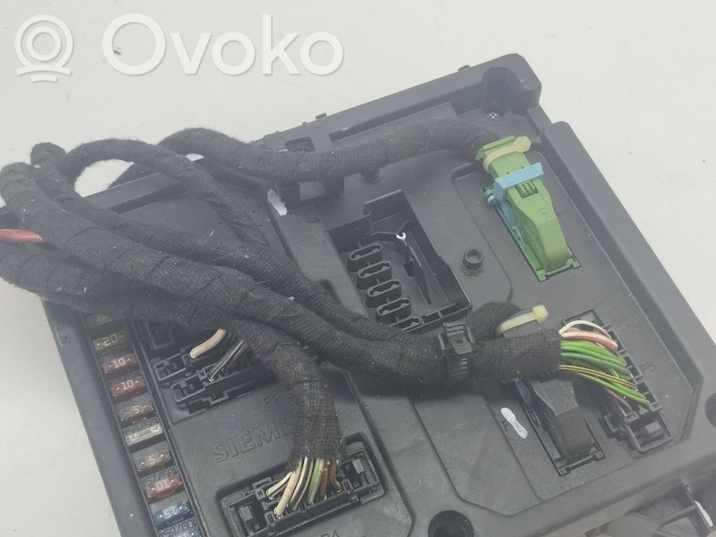 Volkswagen Sharan Fuse module 
