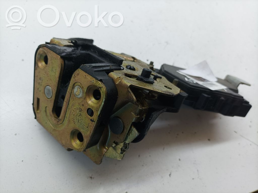 Subaru Legacy Rear door lock 