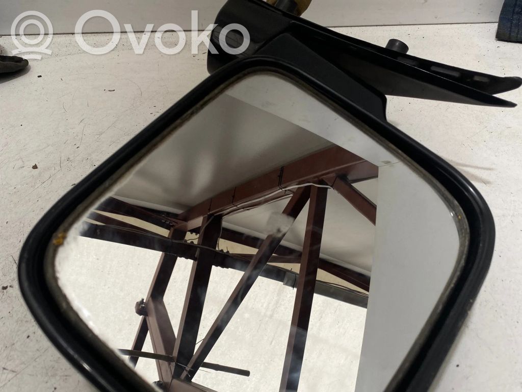 Opel Monterey Front door electric wing mirror 