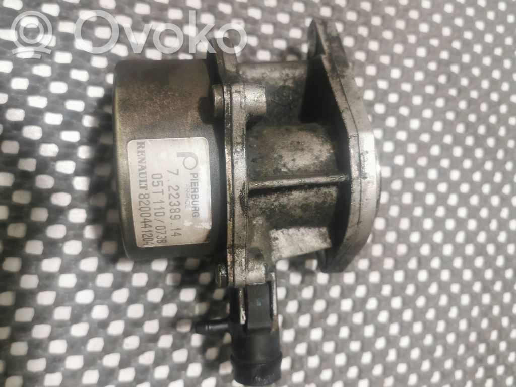 Renault Megane II Vacuum pump 