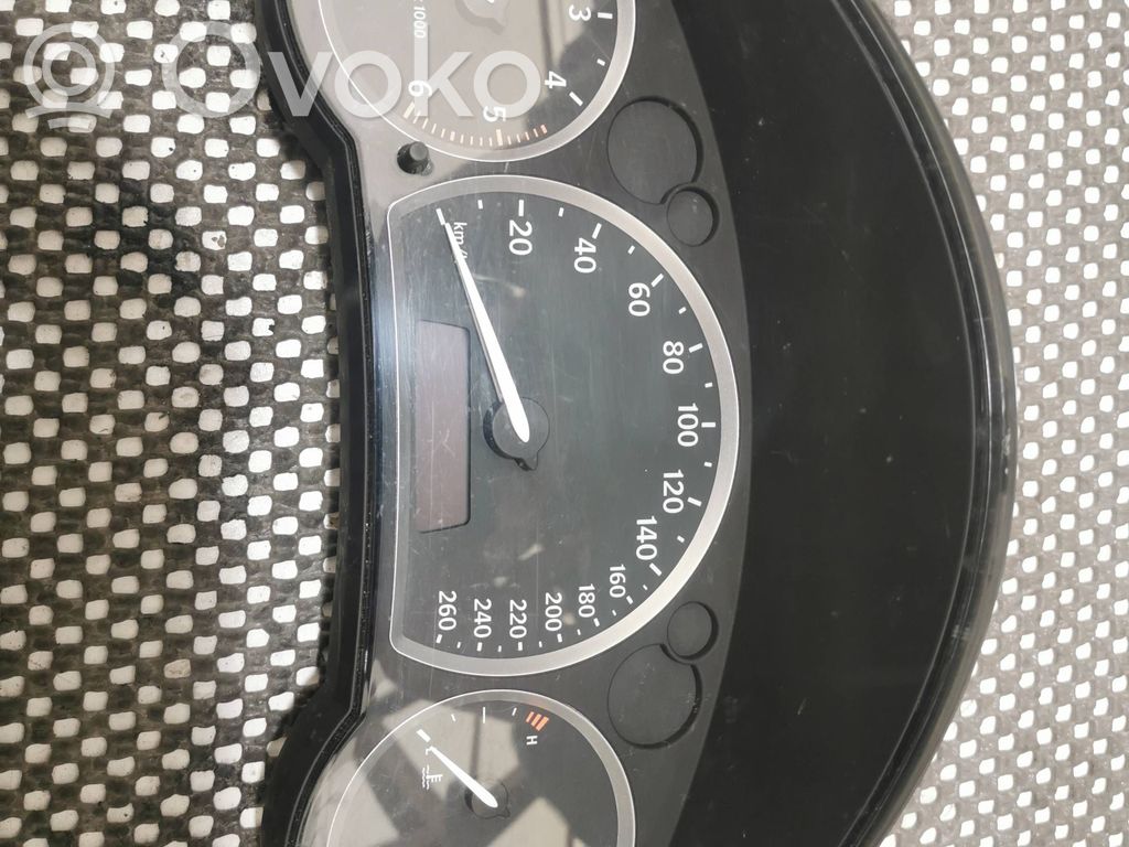 Saab 900 Speedometer (instrument cluster) 