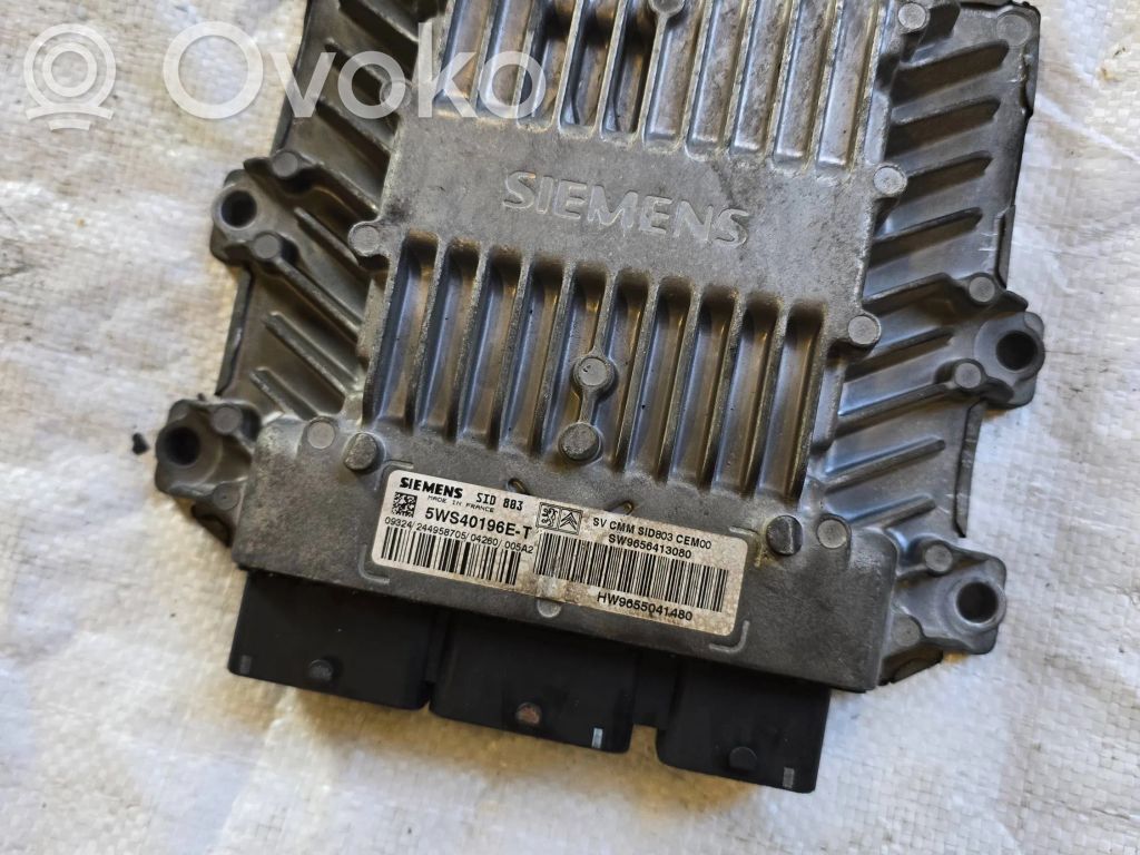 Peugeot 407 Engine control unit/module 