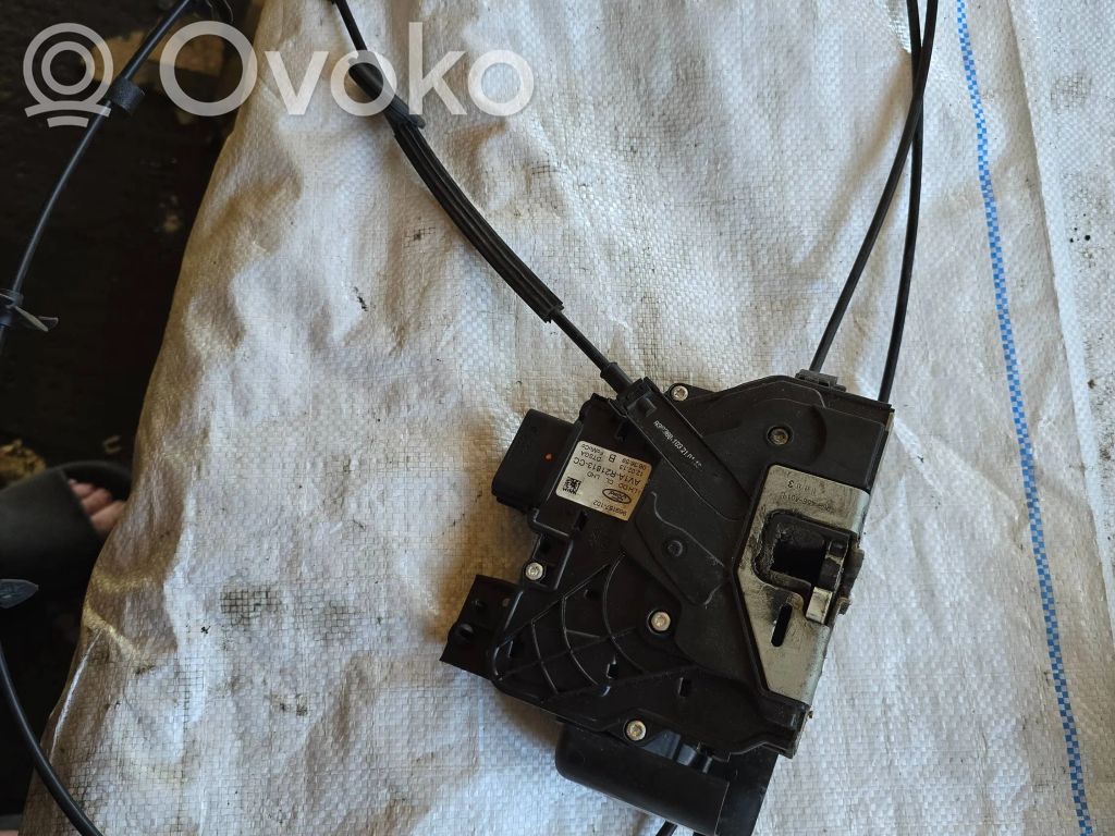 Priekšpusē slēdzene   AV1AR21813CC,969157102