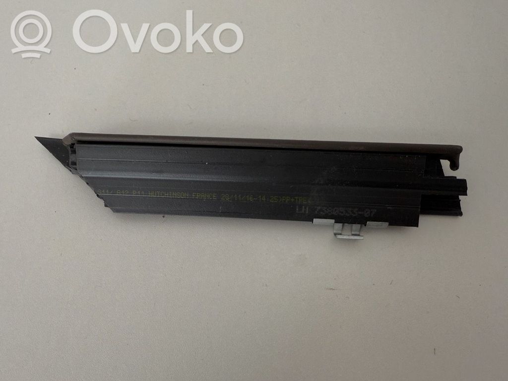 BMW 7 G11 G12 Gumowa uszczelka szyby drzwi tylnych 