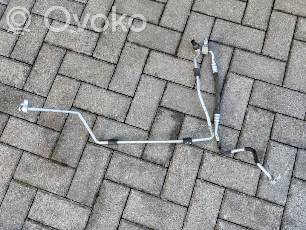 BMW 3 F30 F35 F31 Conductă/furtun aer condiționat (A/C) 