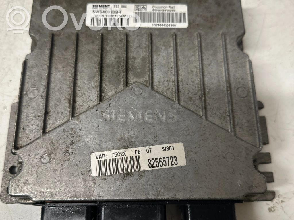 Peugeot 307 Engine control unit/module 