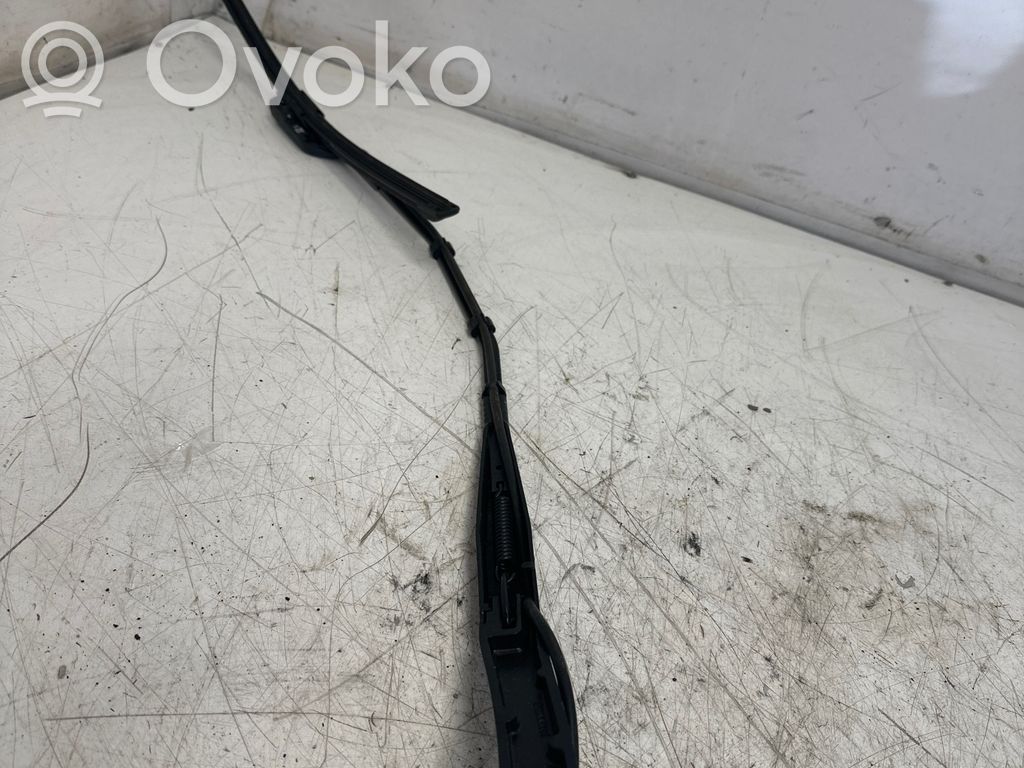 Tesla Model 3 Wischerarm vorne 