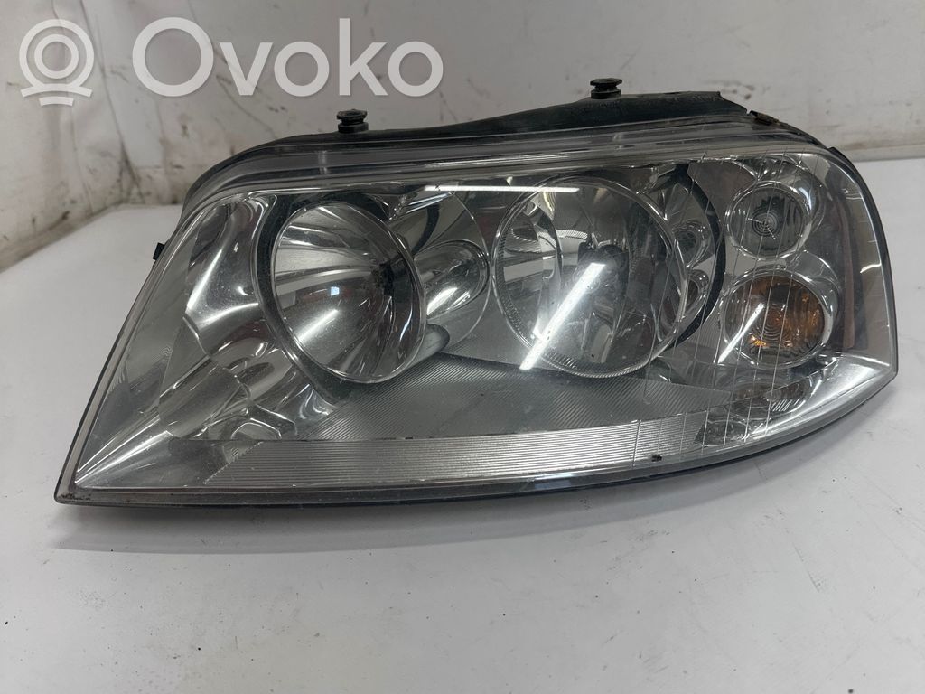 Seat Alhambra (Mk1) Phare frontale 