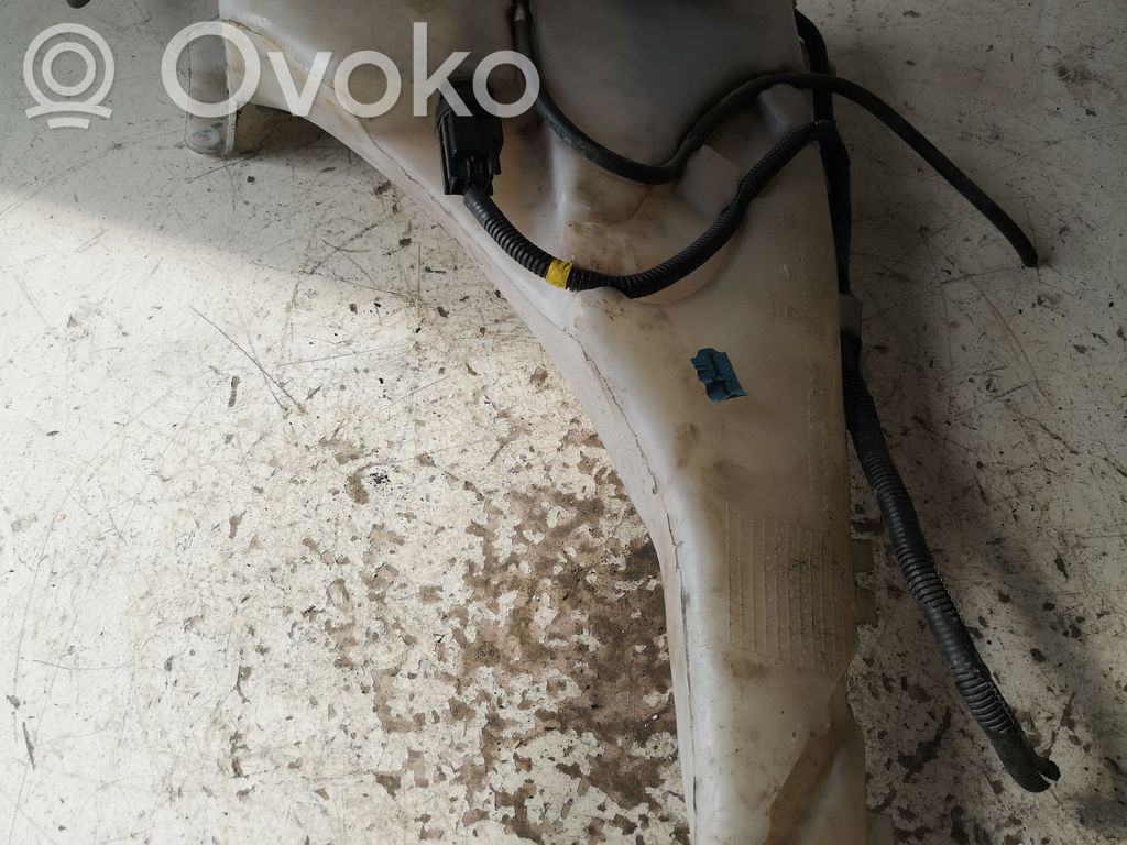 Volvo C30 Langų skysčio bakelis 