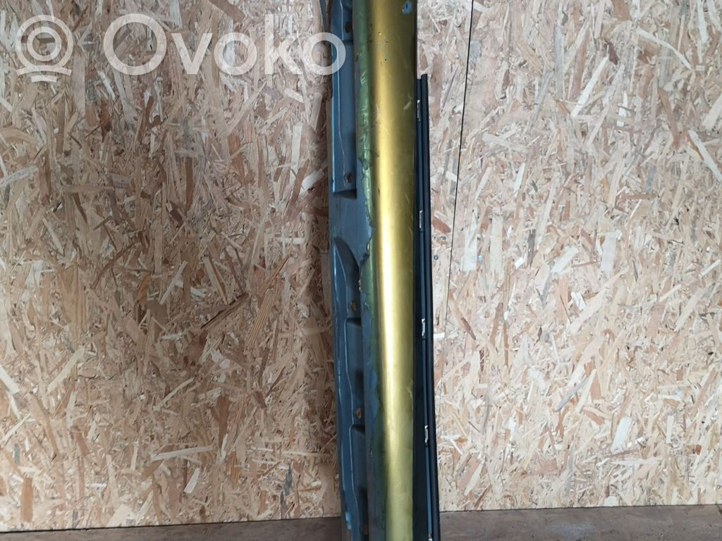 Volvo C30 Slenkstis 