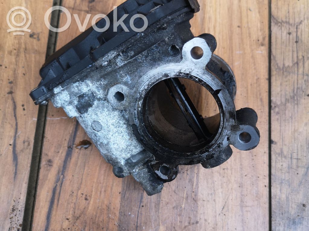 Nissan Navara D40 Droselinė sklendė 