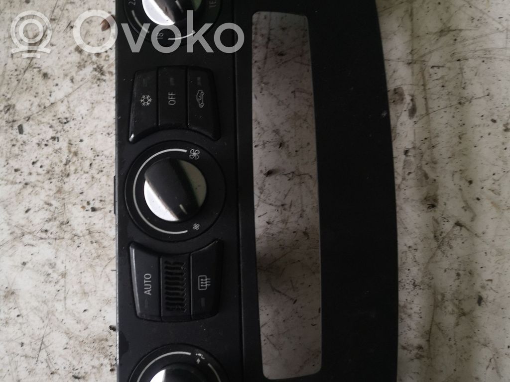 BMW 5 E60 E61 Climate control unit 
