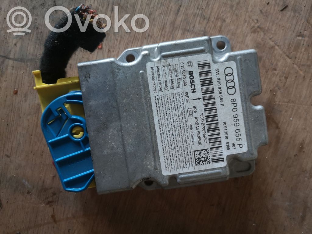Audi A3 S3 8P Airbag control unit/module 