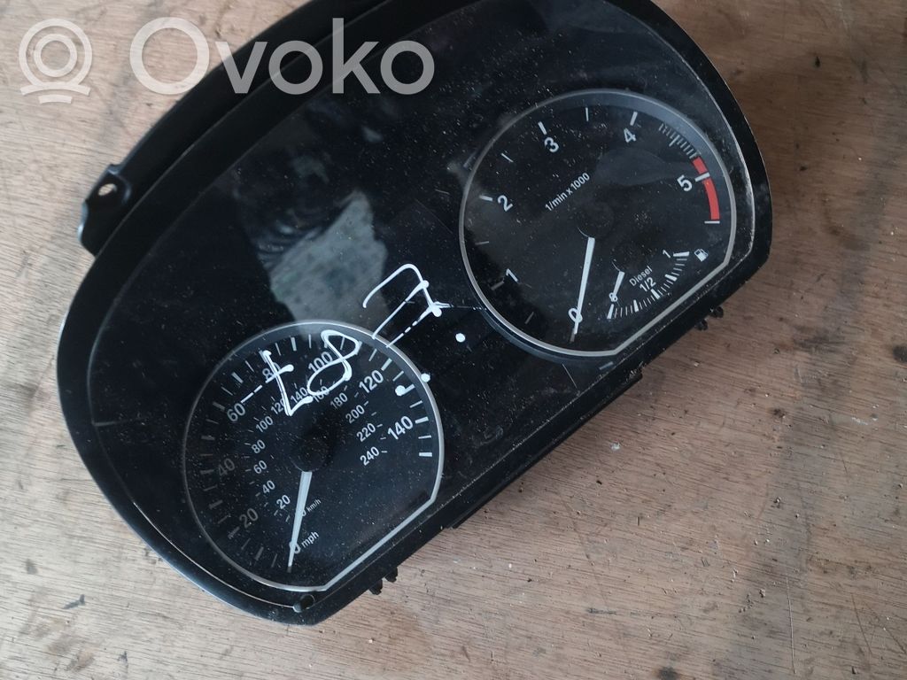 BMW 1 E82 E88 Speedometer (instrument cluster) 