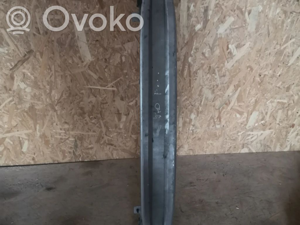 Volvo V70 Priekšpusē bampera sija / balka 