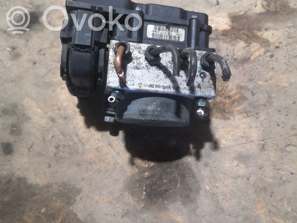 Dacia Duster ABS bloks 